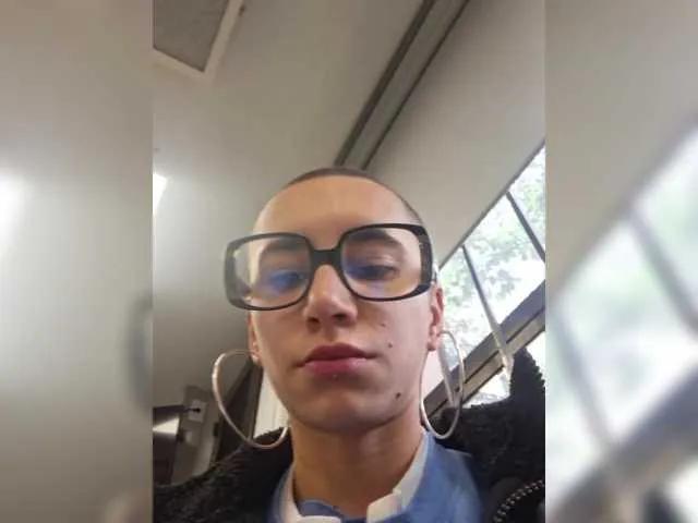 Sweet AntoniaDilune wants you to fuck her body now AntoniaDilune from BongaCams