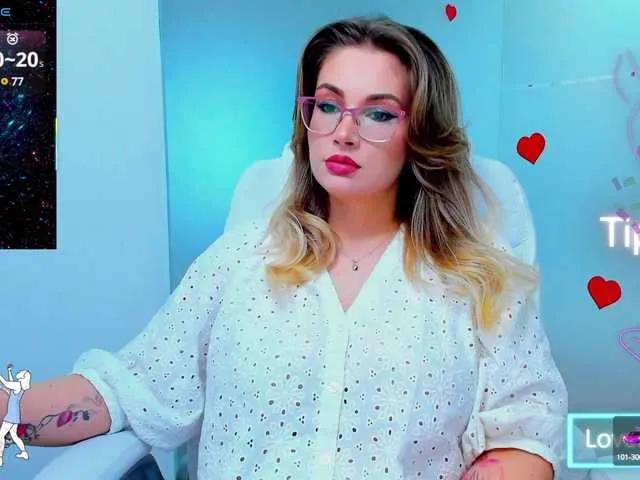 Masturbate to 30 years old anyarosses from BongaCams anyarosses from BongaCams