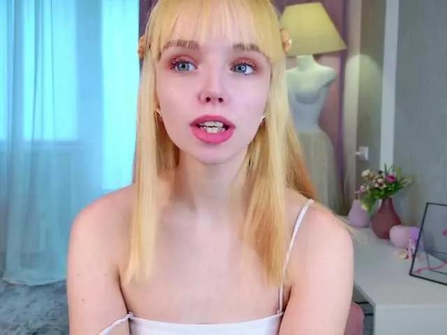 Discover cute model B4by-lol1 b4by-lol1 from BongaCams