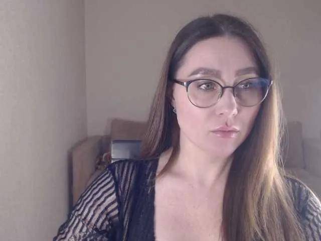 Slutty Bigstarxxx wants you to fuck her body now bigstarxxx from BongaCams