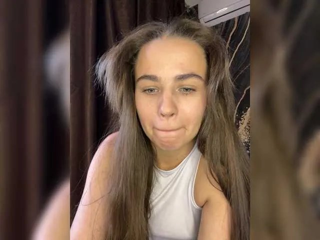 ClaraxRose from BongaCams