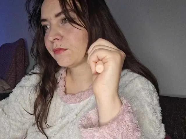 Discover naked escort CyndeeWinter CyndeeWinter from BongaCams