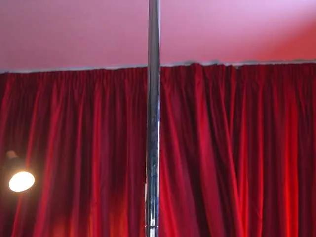 EvelynEvyy from BongaCams