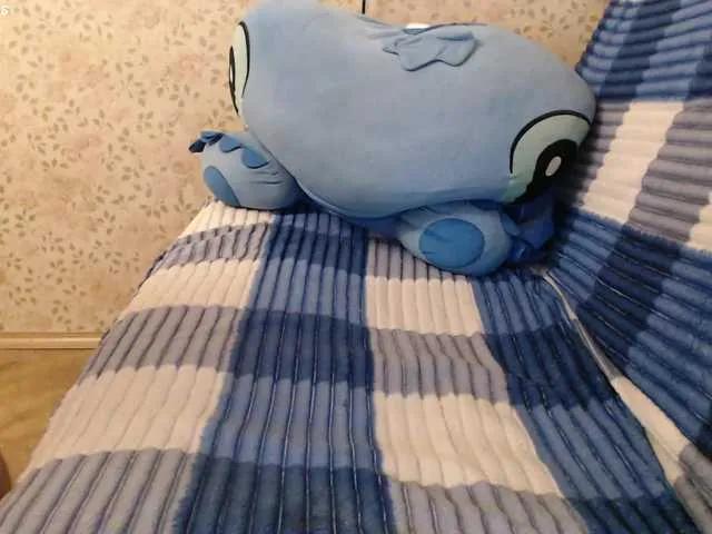 Watch Fox23, she wants to masturbate for you Fox23 from BongaCams