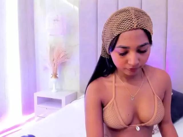 GabrielaLugo from BongaCams