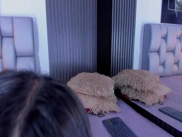 Discover Gia-Malkova, she wants to masturbate for you Gia-Malkova from BongaCams