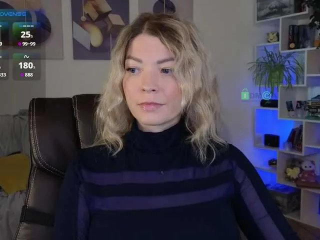 JuliaCute from BongaCams