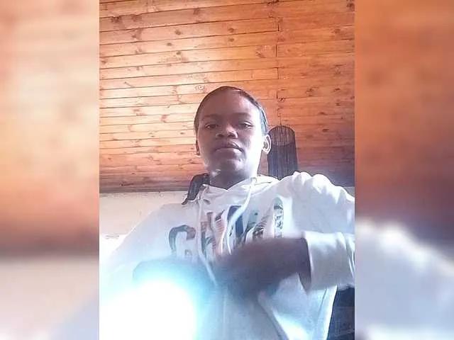 Kamiel from BongaCams