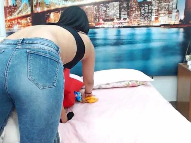 Slutty KendraAndMishel wants you to fuck their body now KendraAndMishel from BongaCams