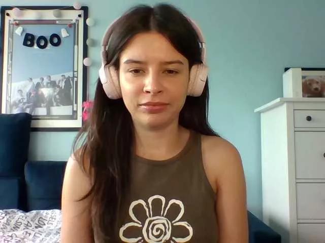 Watch 18 years old Larice from BongaCams Larice from BongaCams