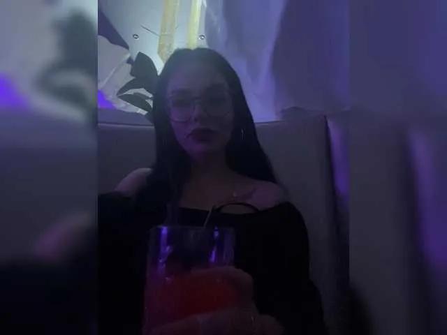 Liysan11 from BongaCams