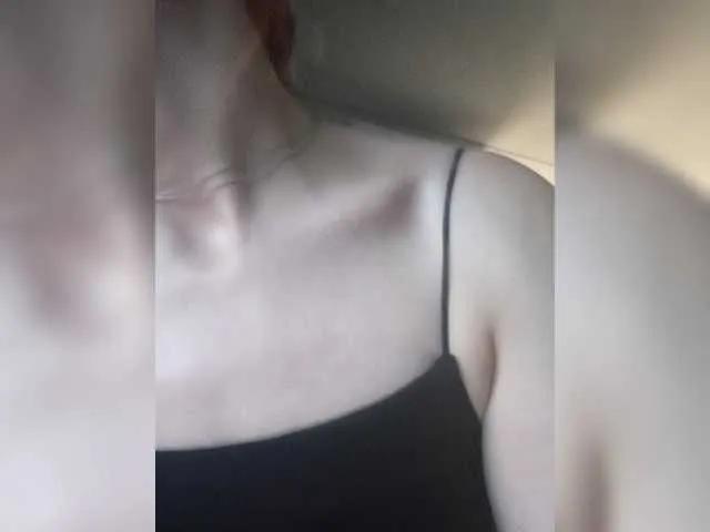 Lola-and-friends from BongaCams