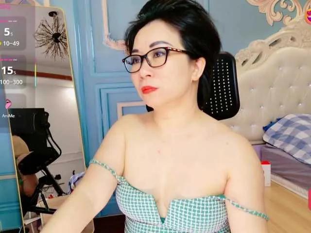 Try BongaCams's LucianaMeca LucianaMeca from BongaCams