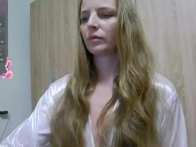 Lulu-Erotica from BongaCams