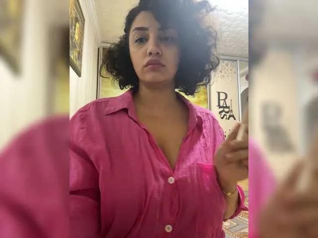 Meri-m from BongaCams