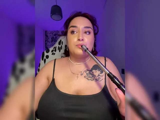 MilaLav from BongaCams