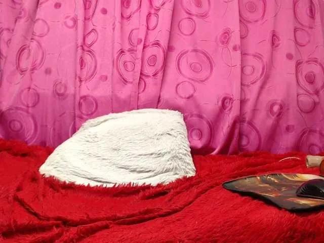 Explore BongaCams's NickyKendal NickyKendal from BongaCams