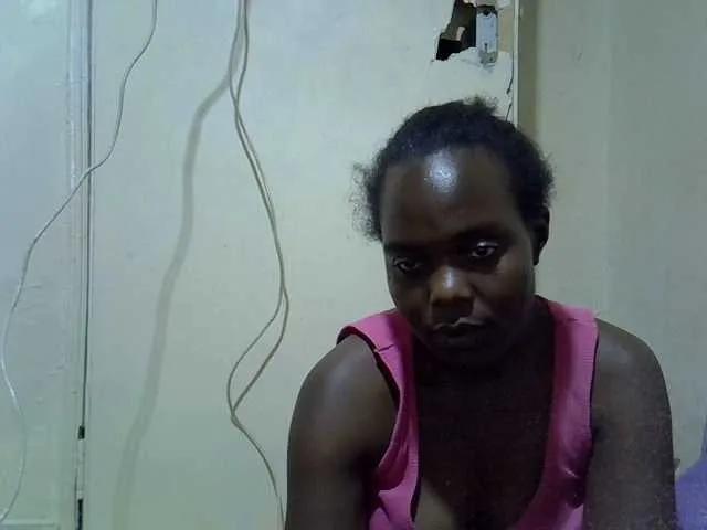 Prettiesweet from BongaCams