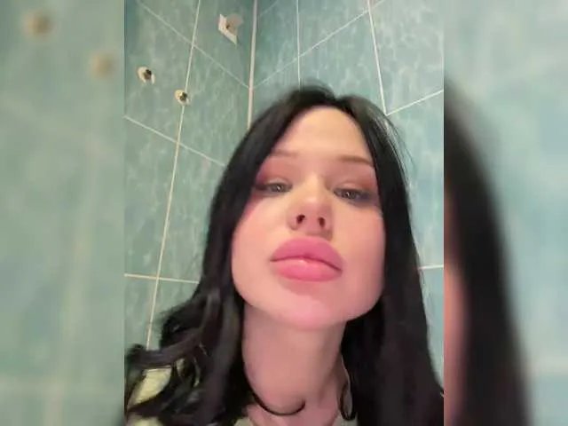 RedTobacco from BongaCams