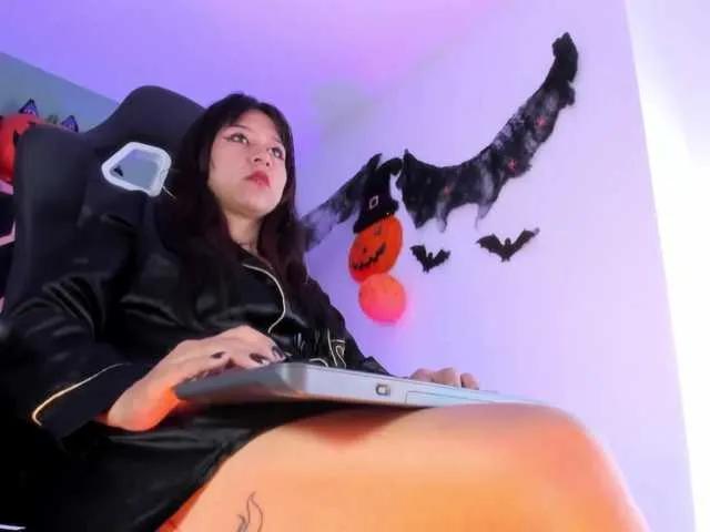 Explore naked camslut Sabrina-spencerr Sabrina-spencerr from BongaCams