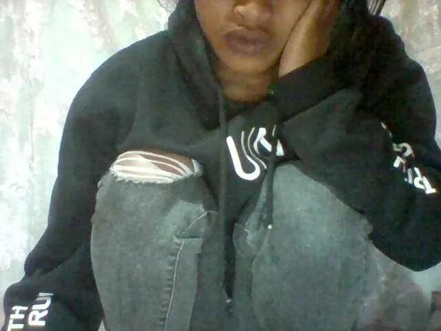 Sweet Stellahsexylove wants you to fuck her body now Stellahsexylove from BongaCams