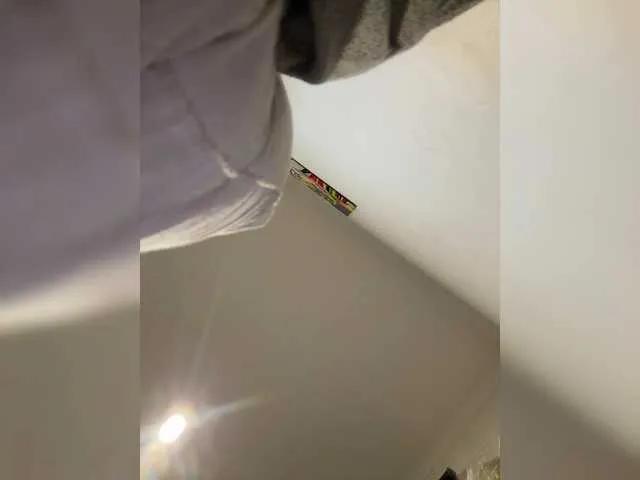 thatblondegirll from BongaCams