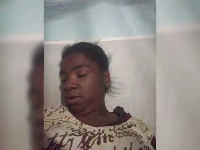 tryciah from BongaCams