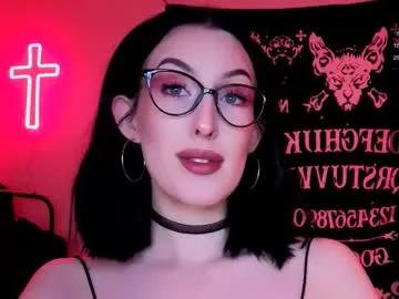 alice___mistress from Chaturbate