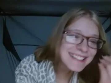 Explore 19 years old baeblondie from Chaturbate baeblondie from Chaturbate