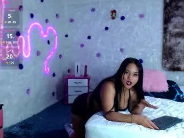 bella_warzon from Chaturbate
