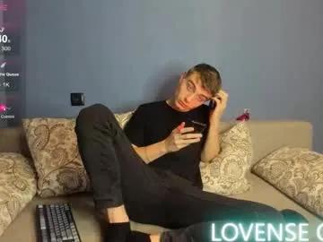 Sexy Bristlebback wants you to fuck his body now bristlebback from Chaturbate