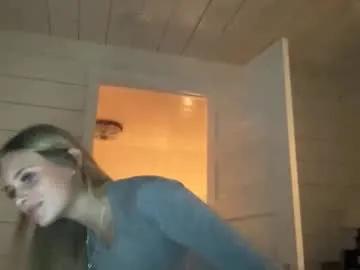 carlybora from Chaturbate