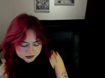 Discover naked performer Crimson_tati crimson_tati from Chaturbate