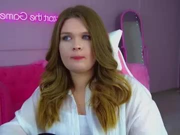 crystallyons from Chaturbate