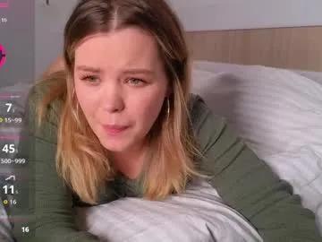 dianaholiday from Chaturbate