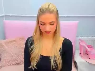 Discover cute slut Evettegold evettegold from Chaturbate