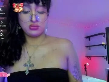 heka_prudence from Chaturbate