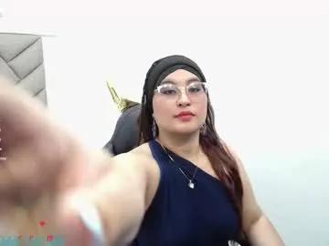 Watch Chaturbate's Heluejamil heluejamil from Chaturbate