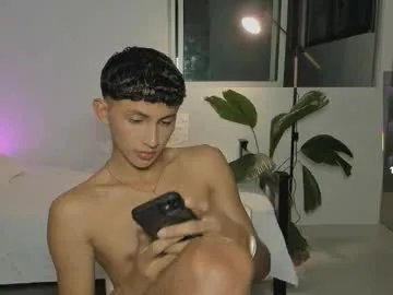 jamess_blanco from Chaturbate