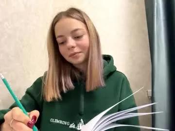 Watch Jimmiesobczynski, she wants to masturbate for you jimmiesobczynski from Chaturbate