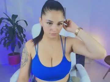 julieta92_ from Chaturbate