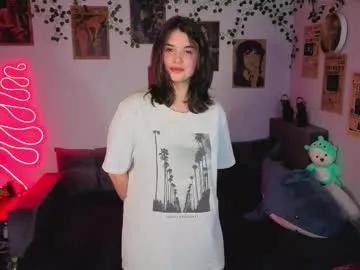 Discover slutty stripper Kira_kick kira_kick from Chaturbate