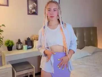Explore sexy camwhore Locksstar locksstar from Chaturbate