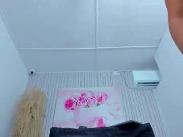 Try Maggy_big_tits, she wants to masturbate for you maggy_big_tits from Chaturbate