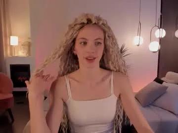 Slutty Mia_silk wants you to fuck her body now mia_silk from Chaturbate