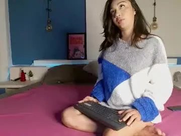 nanamilan_ from Chaturbate