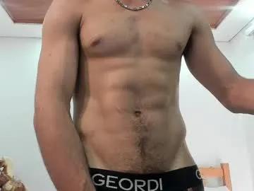 noahbrawn from Chaturbate