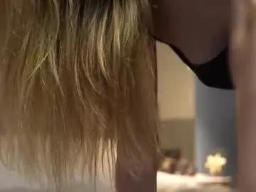 Try Chaturbate's Poisonn_girll poisonn_girll from Chaturbate