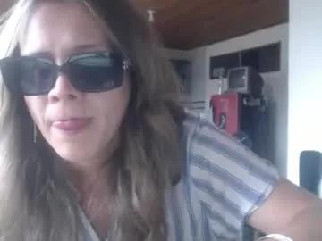 queennicky88 from Chaturbate