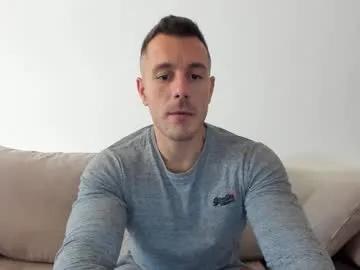 roberto4ever from Chaturbate